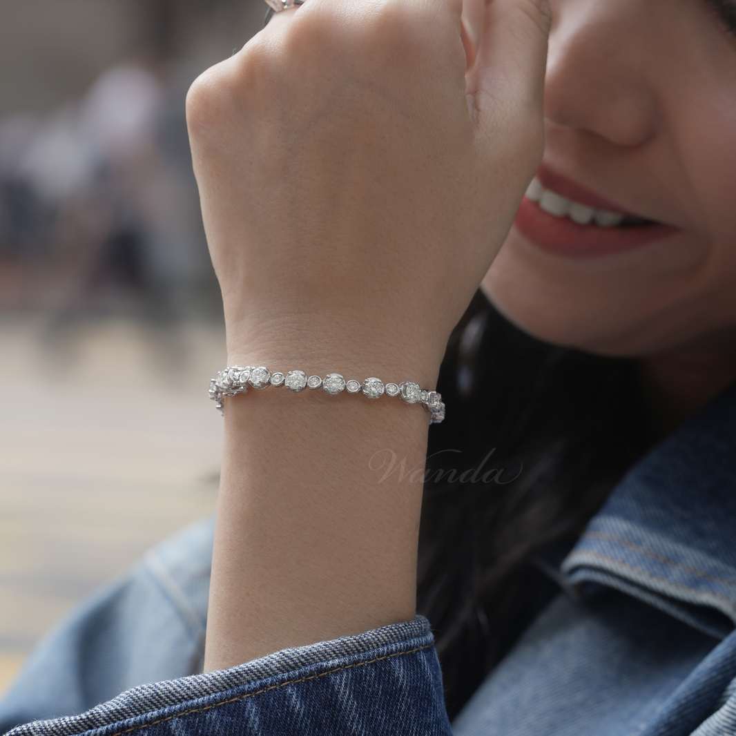 Bikin Tangan Makin Cantik: Tips Memilih Gelang Berlian yang "Kamu Banget"!