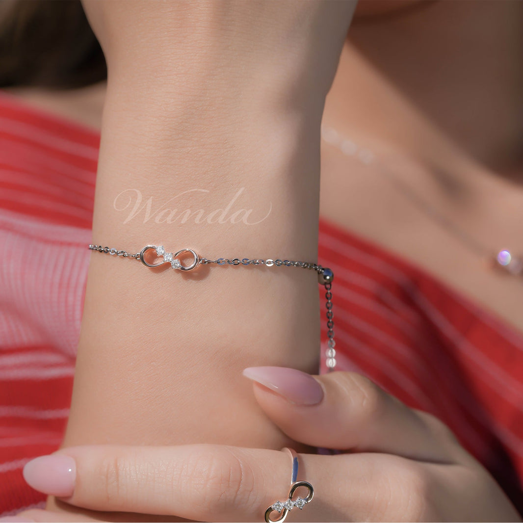 Makna dan Filosofi di Balik Gelang Infinity sebagai Simbol Cinta Abadi