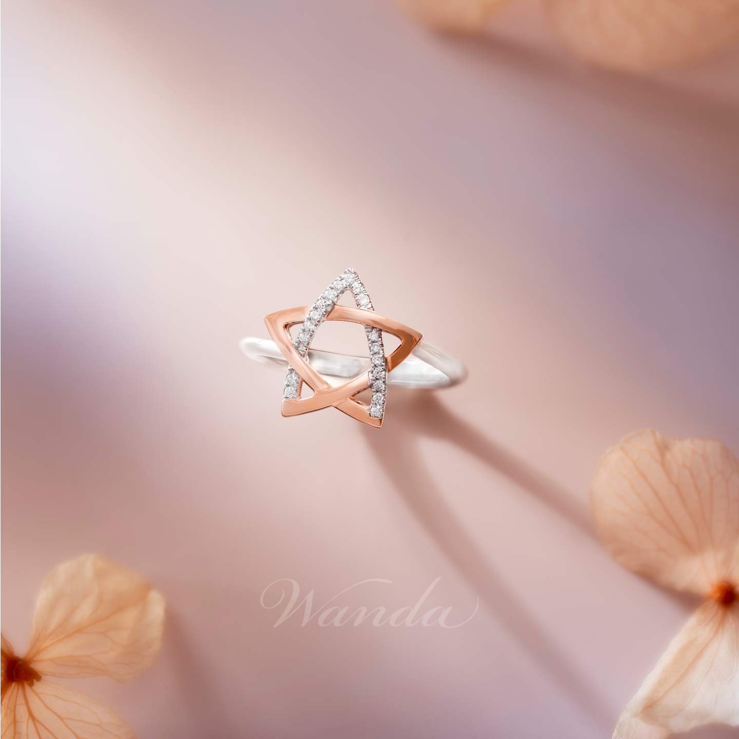 Ladies Ring Bintang
